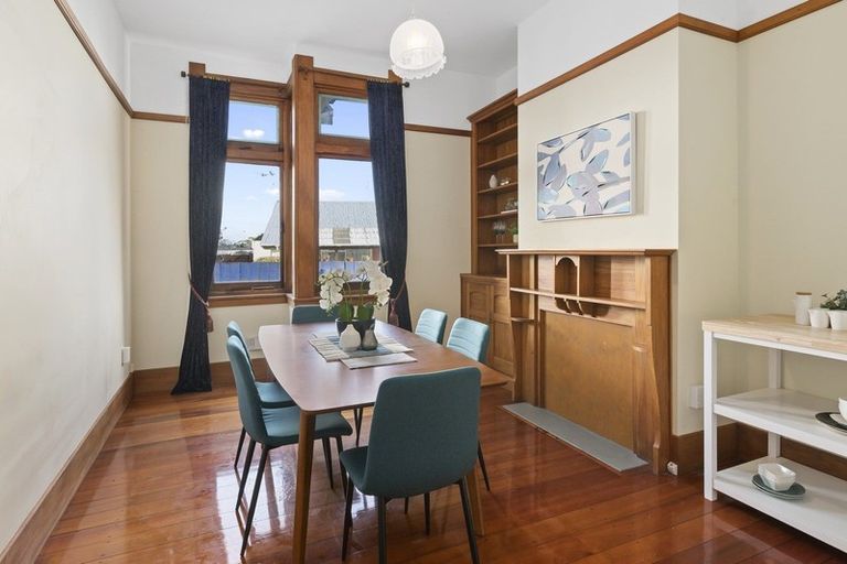 Photo of property in 1 Winslow Place, Levin, 5510