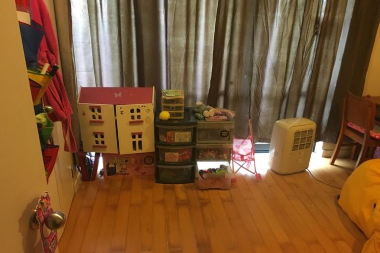 Photo of property in 29 Belmont Terrace, Milford, Auckland, 0620