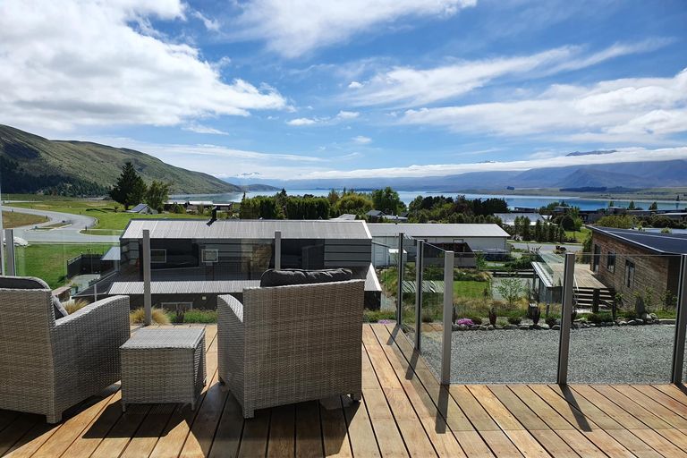 Photo of property in 8 Sibbald Lane, Lake Tekapo, 7999