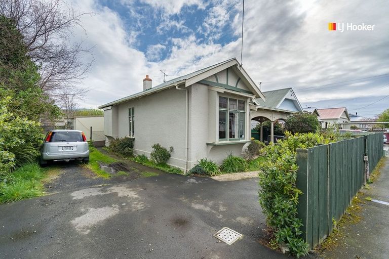 Photo of property in 52 Melbourne Street, South Dunedin, Dunedin, 9012