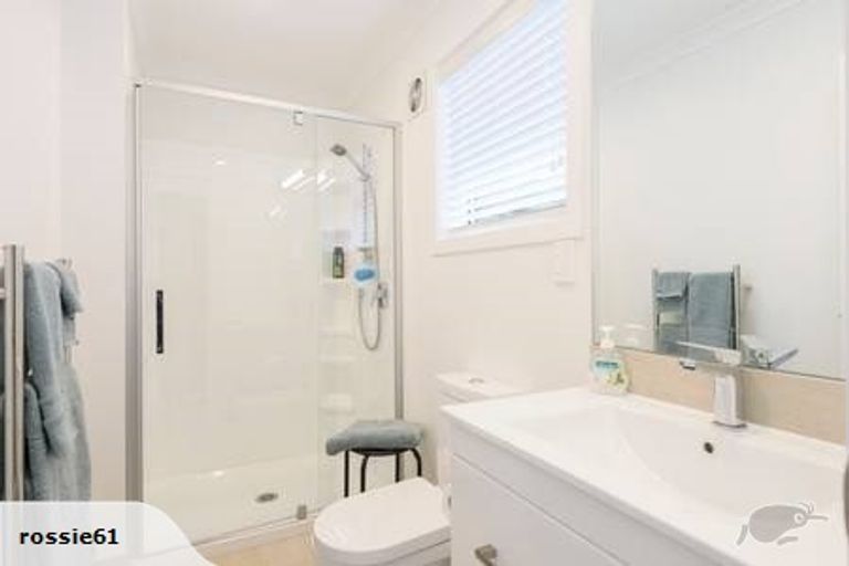 Photo of property in 112b Hibiscus Coast Highway, Red Beach, 0932