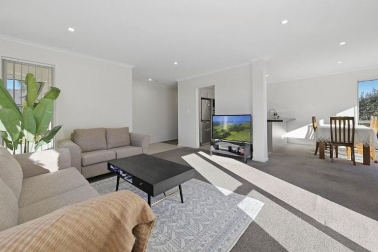 Photo of property in 35 Leet Crescent, Papamoa Beach, Papamoa, 3118