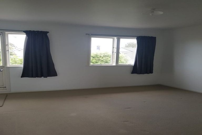 Photo of property in 6/5 Aratonga Avenue, Greenlane, Auckland, 1051