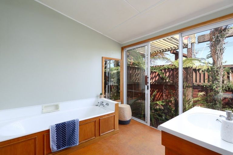 Photo of property in 137 Thorp Street, Motueka, 7120