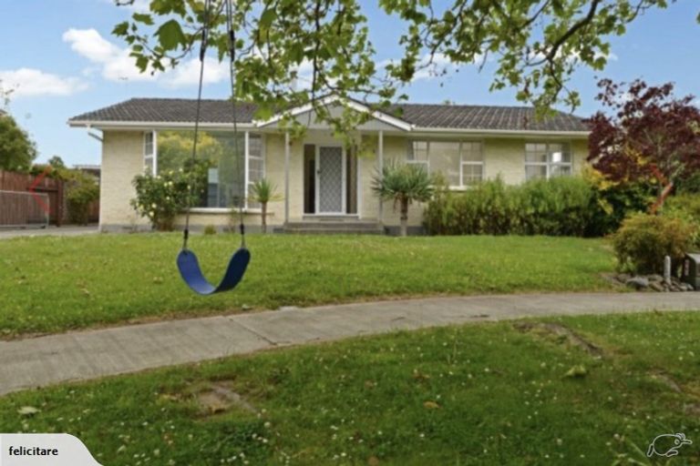 Photo of property in 17 Redwood Grove, Hokowhitu, Palmerston North, 4410