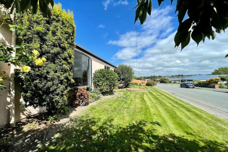 Photo of property in 77 Temple Crescent, Gleniti, Timaru, 7910