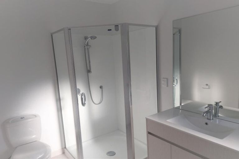 Photo of property in 4/40 Scarlet Oak Drive, Schnapper Rock, Auckland, 0632