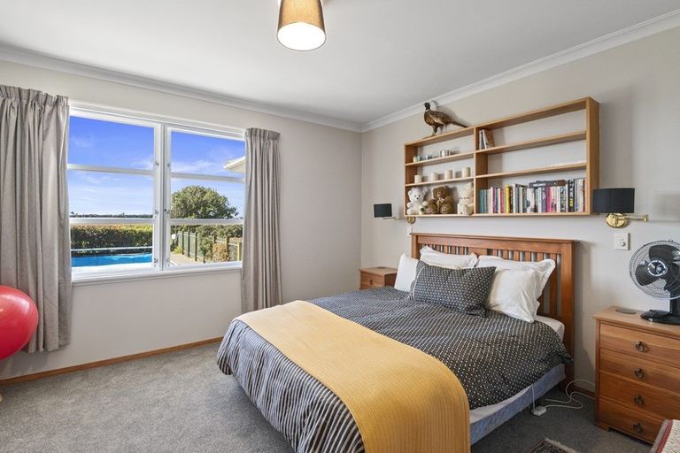 Photo of property in 194 Lindsay Road, Levin, 5510