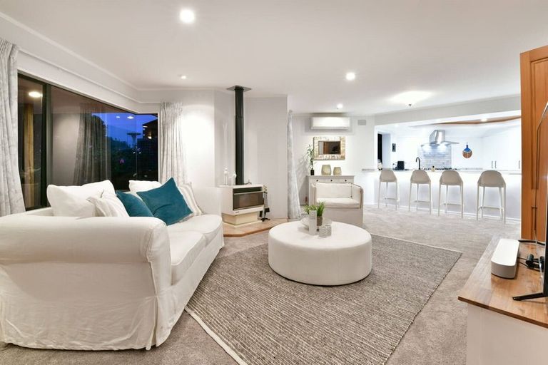 Photo of property in 25 Swann Beach Road, Stanmore Bay, Whangaparaoa, 0932