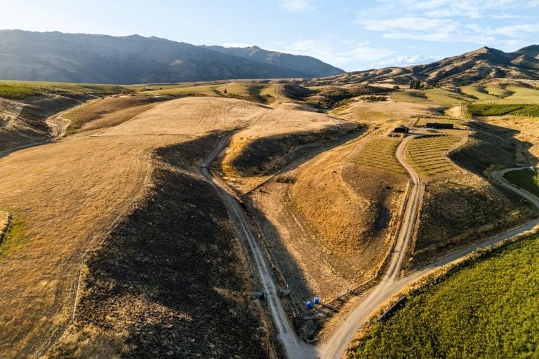 Photo of property in 35 Kordia Way, Waikerikeri, 9391