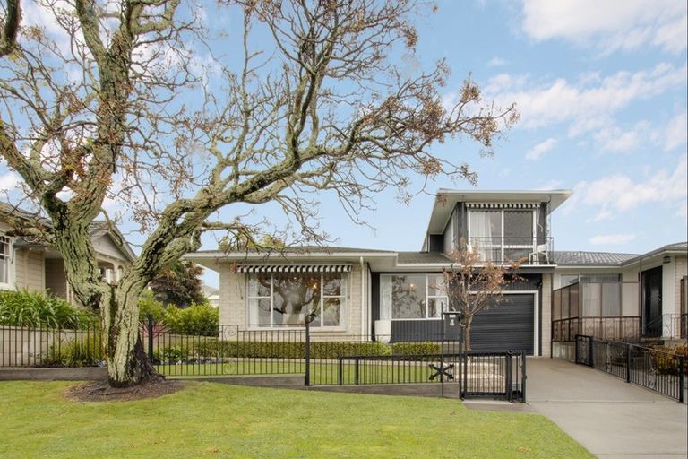 Photo of property in 4 Mchardy Street, Havelock North, 4130