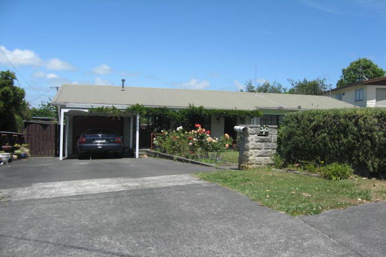 Photo of property in 30 Haggitt Street, Feilding, 4702