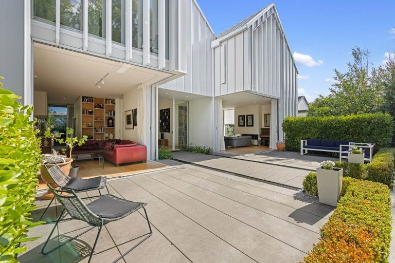 Photo of property in 101 Fendalton Road, Fendalton, Christchurch, 8014