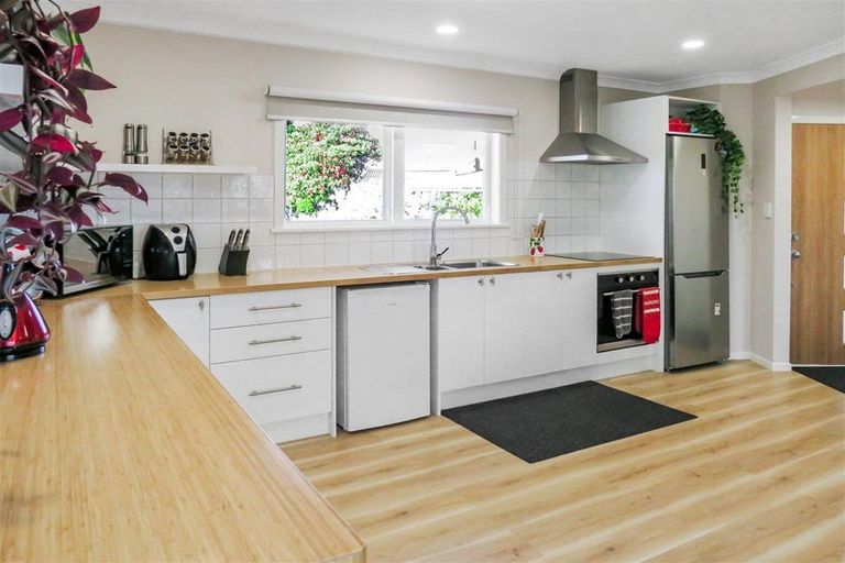 Photo of property in 304 Malfroy Road, Pomare, Rotorua, 3015