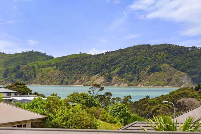Photo of property in 3 Lorenzen Bay Road, Raglan, 3225
