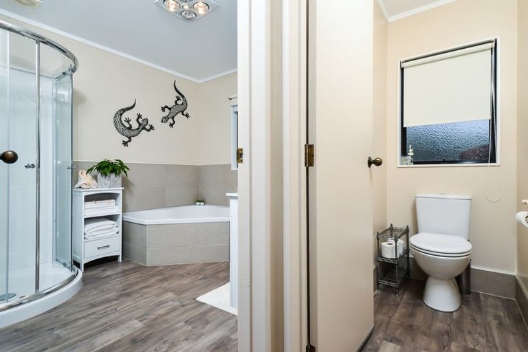 Photo of property in 10 Azimuth Place, Flagstaff, Hamilton, 3210