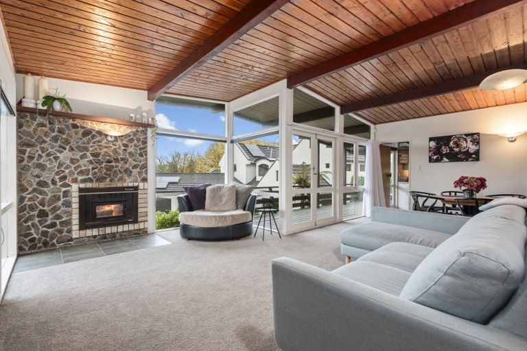 Photo of property in 9 Montgomery Terrace, Hokowhitu, Palmerston North, 4410