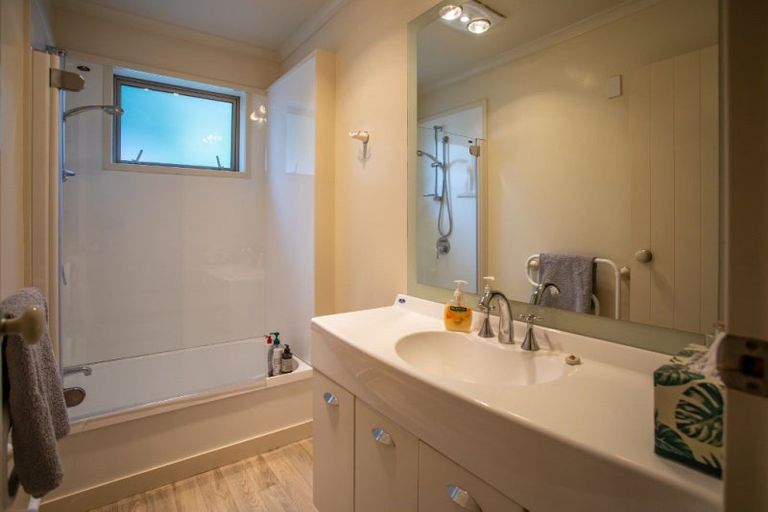 Photo of property in 118 Tirohanga Drive, Whangamata, 3620