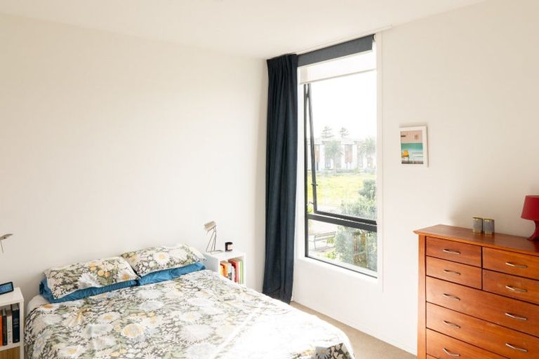 Photo of property in 17 Waka Moana Drive, Hobsonville, Auckland, 0616