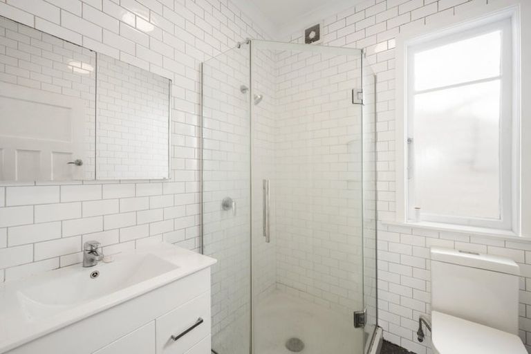 Photo of property in 26 Bridge Street, Rongotai, Wellington, 6022