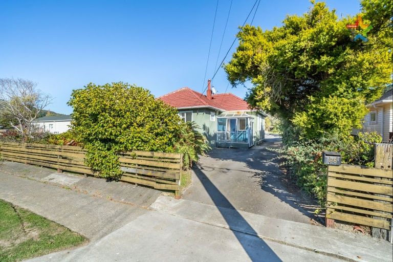 Photo of property in 88 Main Road, Wainuiomata, Lower Hutt, 5014
