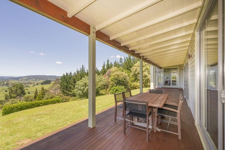 Photo of property in 92 Comers Road, Kaimarama, Whitianga, 3591