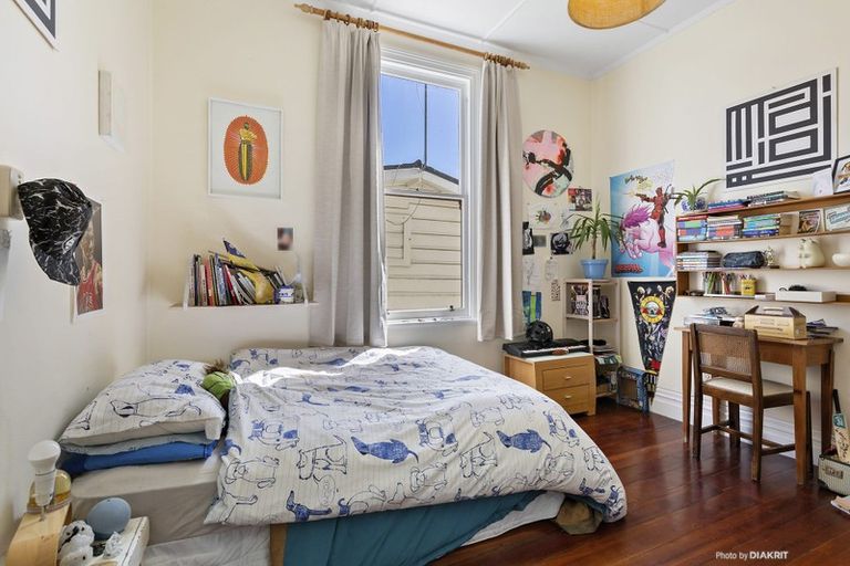 Photo of property in 65 Herald Street, Berhampore, Wellington, 6023