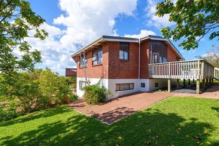 Photo of property in 21 Sturm Avenue, Massey, Auckland, 0614