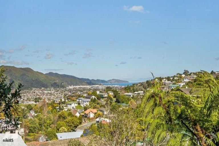 Photo of property in 71 Park Road, Belmont, Lower Hutt, 5010