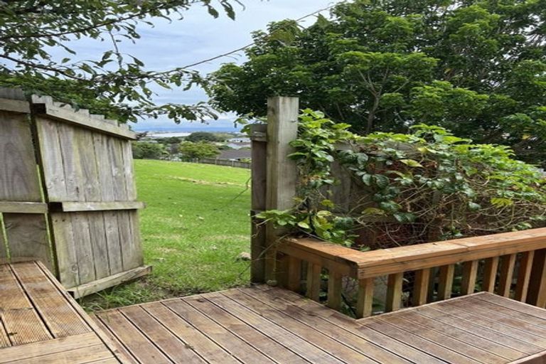 Photo of property in 28 The Enclave, Totara Heights, Auckland, 2105