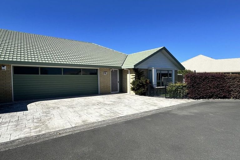 Photo of property in 3/212 Grove Road, Mayfair, Hastings, 4122