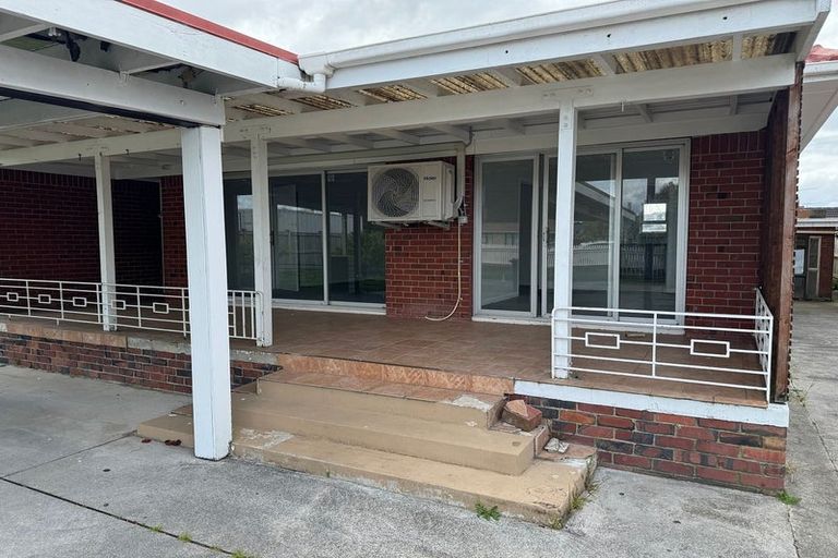 Photo of property in 5 Caspar Road, Papatoetoe, Auckland, 2025