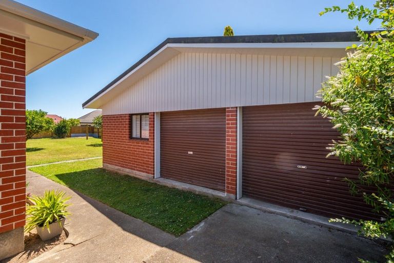 Photo of property in 28 Mahoe Street, Levin, 5510
