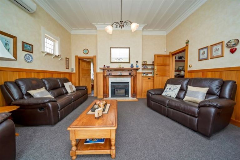 Photo of property in 7 George Street, Hawera, 4610