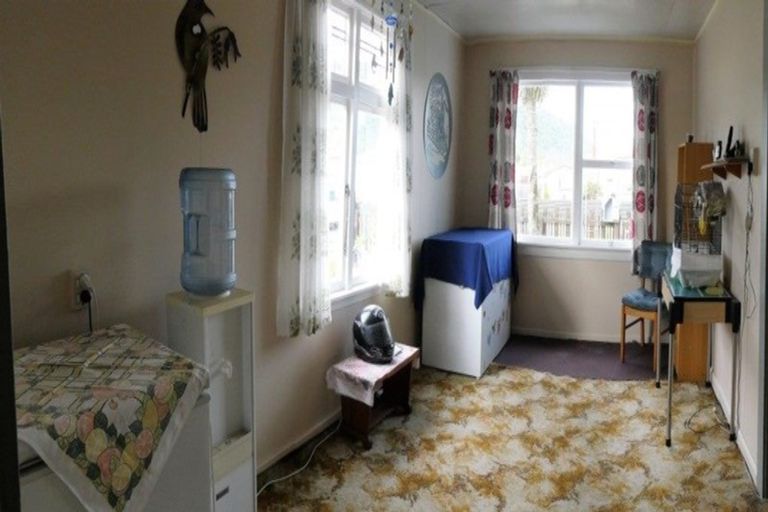 Photo of property in 9 Fox Street, Cobden, Greymouth, 7802