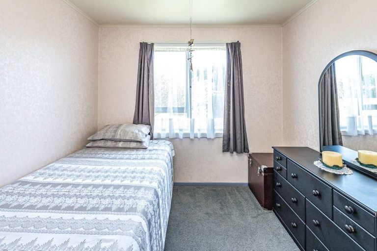 Photo of property in 21 Omori Place, Castlecliff, Whanganui, 4501