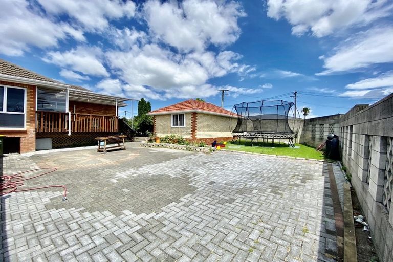 Photo of property in 4 Seymour Avenue, Papatoetoe, Auckland, 2025