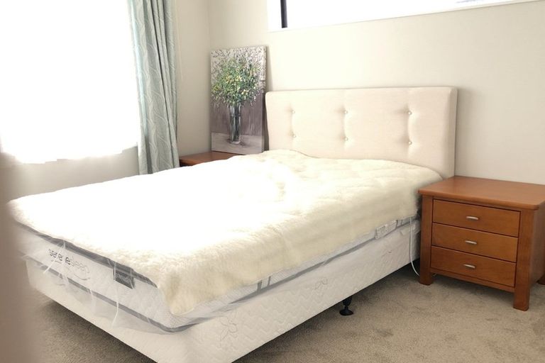 Photo of property in 30 Drumbuoy Drive, Flat Bush, Auckland, 2019