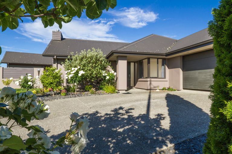 Photo of property in 42 Covent Drive, Stoke, Nelson, 7011