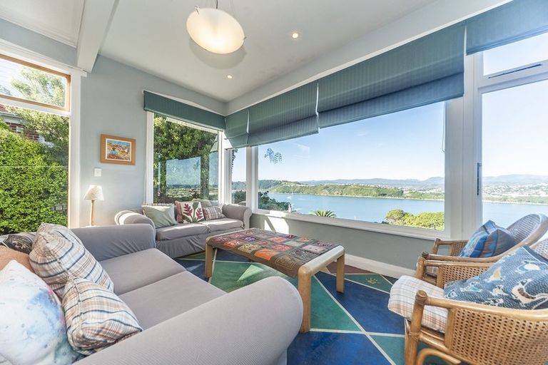 Photo of property in 19 Overtoun Terrace, Hataitai, Wellington, 6021