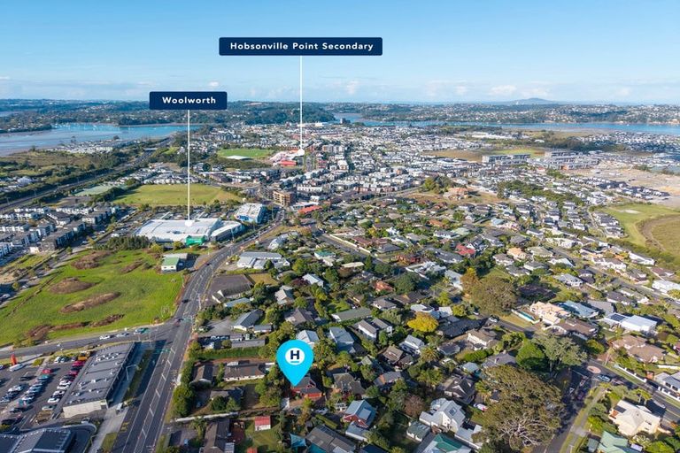 Photo of property in 379 Hobsonville Road, Hobsonville, Auckland, 0618
