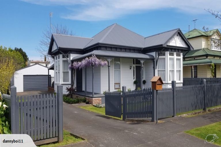 Photo of property in 11 Hurworth Place, College Estate, Whanganui, 4500