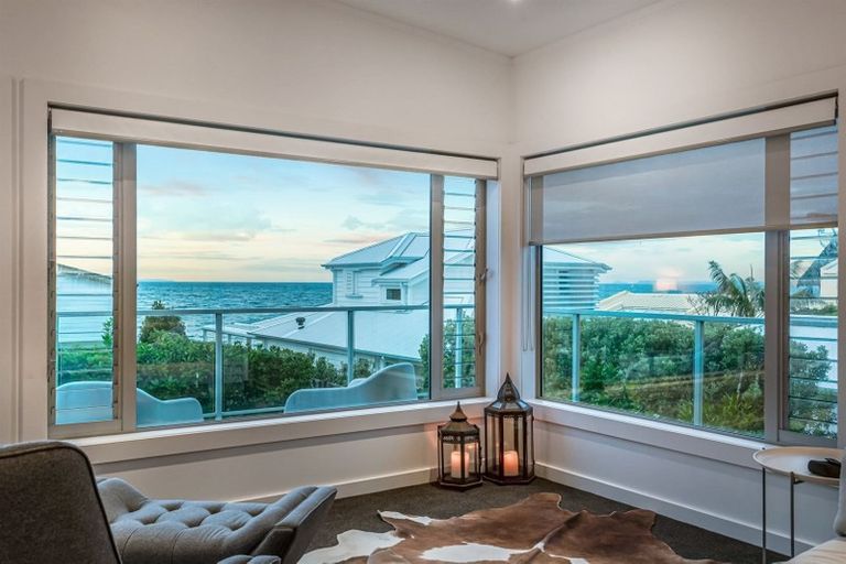 Photo of property in 5 Holiday Road, Milford, Auckland, 0620