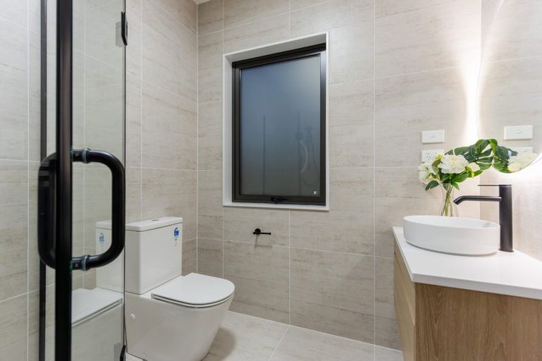 Photo of property in 82 Huanui Drive, Wainui, 0992