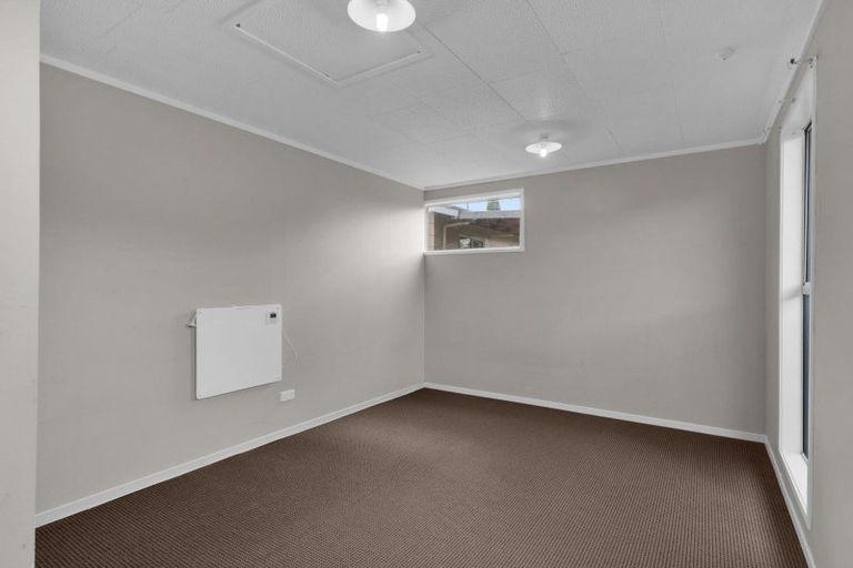 Photo of property in 1 Augustus Earle Place, Pukehangi, Rotorua, 3015