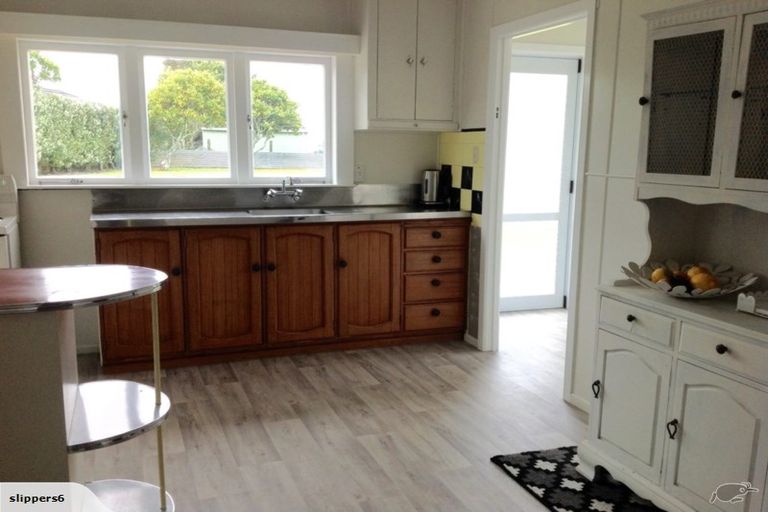 Photo of property in 1 Shoemaker Road, Waipu, 0510