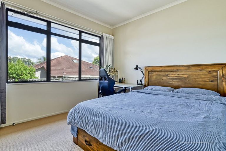 Photo of property in 198 Kyle Road, Greenhithe, Auckland, 0632