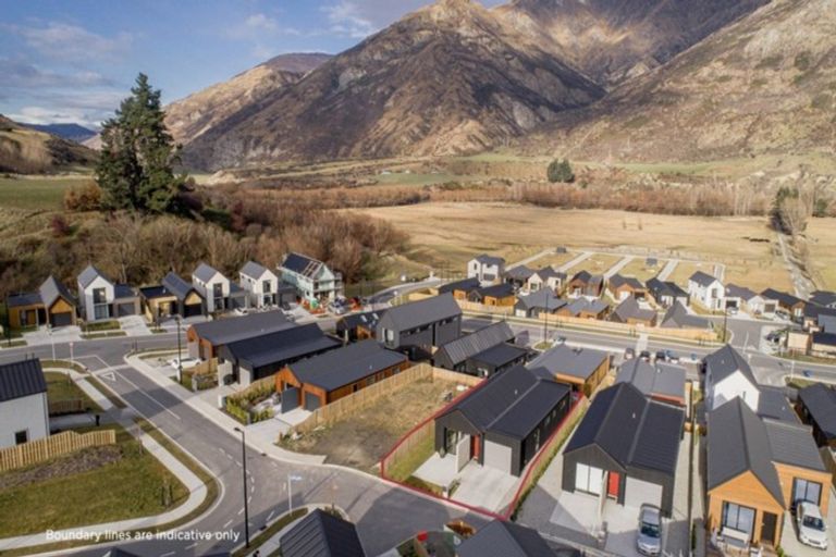 Photo of property in 3 Clover Lane, Lake Hayes, Queenstown, 9304