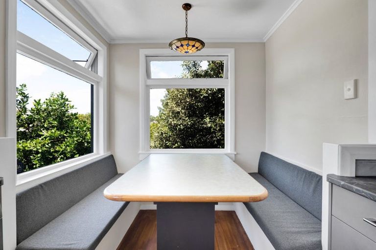 Photo of property in 38 Lawry Street, Blagdon, New Plymouth, 4310