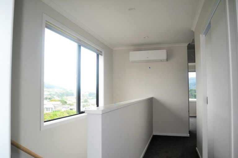 Photo of property in 18a Omaka Place, Aotea, Porirua, 5024